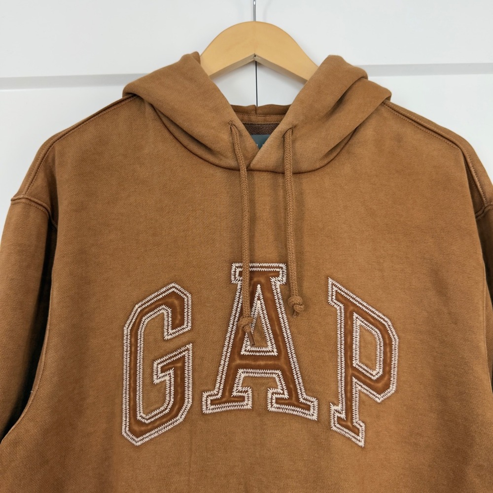 Mens GAP Arch Logo Hoodie Size M Brown Pullover Fleece Sweatshirt WITH TAGS